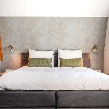 De Mansarde Bed & Breakfast *
